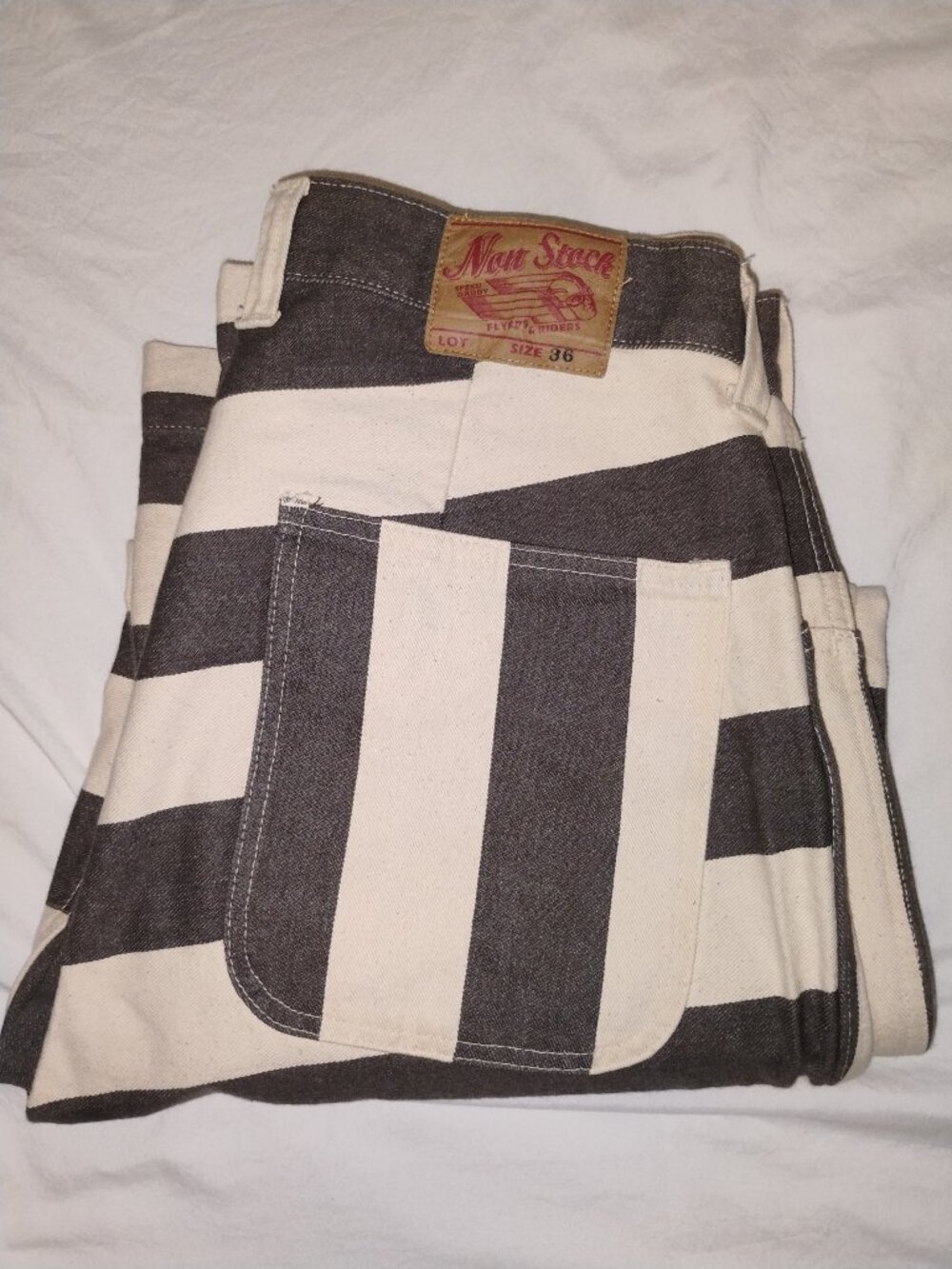Non-stock Bronson Heavyweight wide striped prison pants - Picture 4 of 10